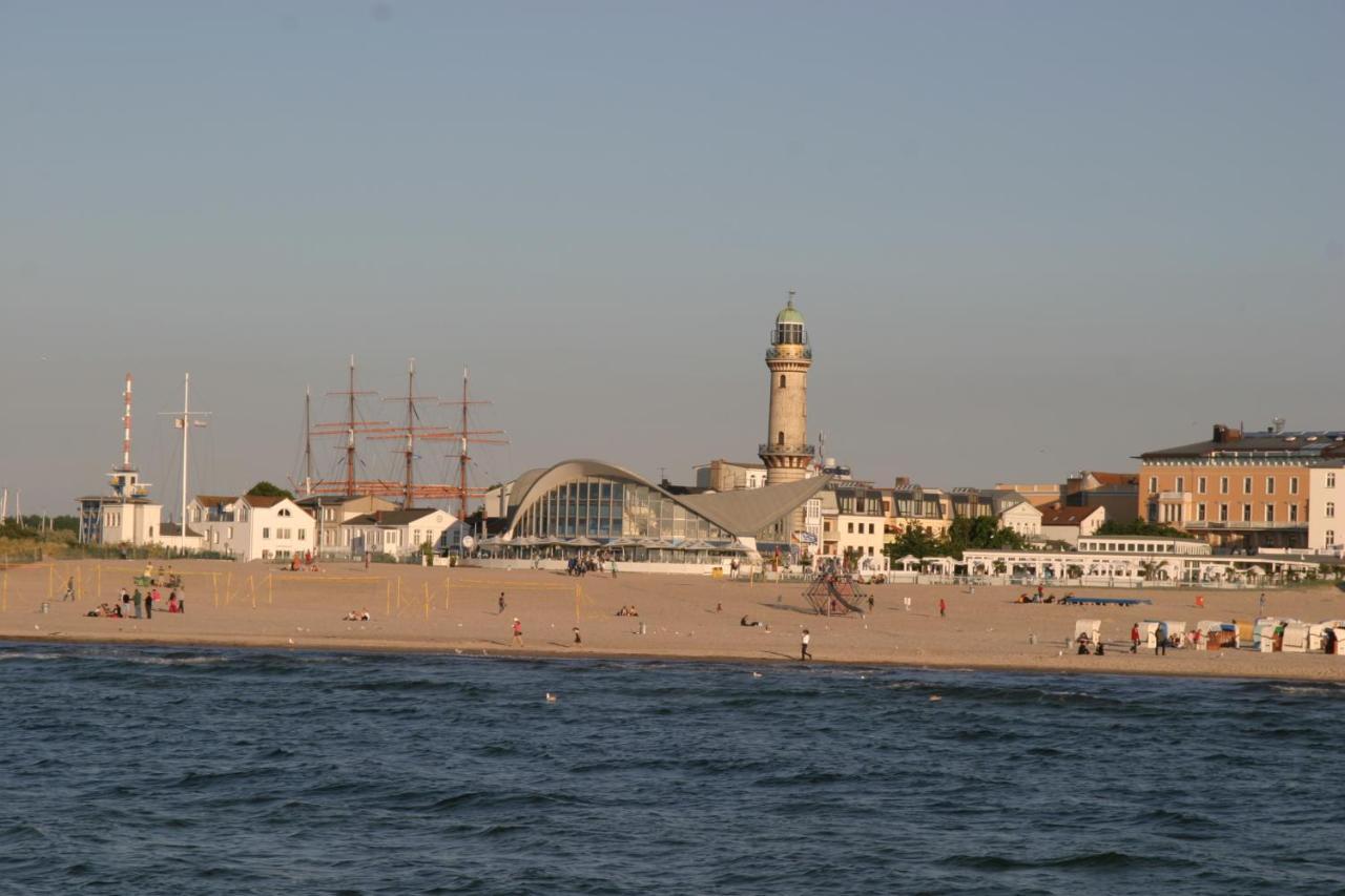 Villa Warnemuende Ferienwohnungen Rostock Buitenkant foto