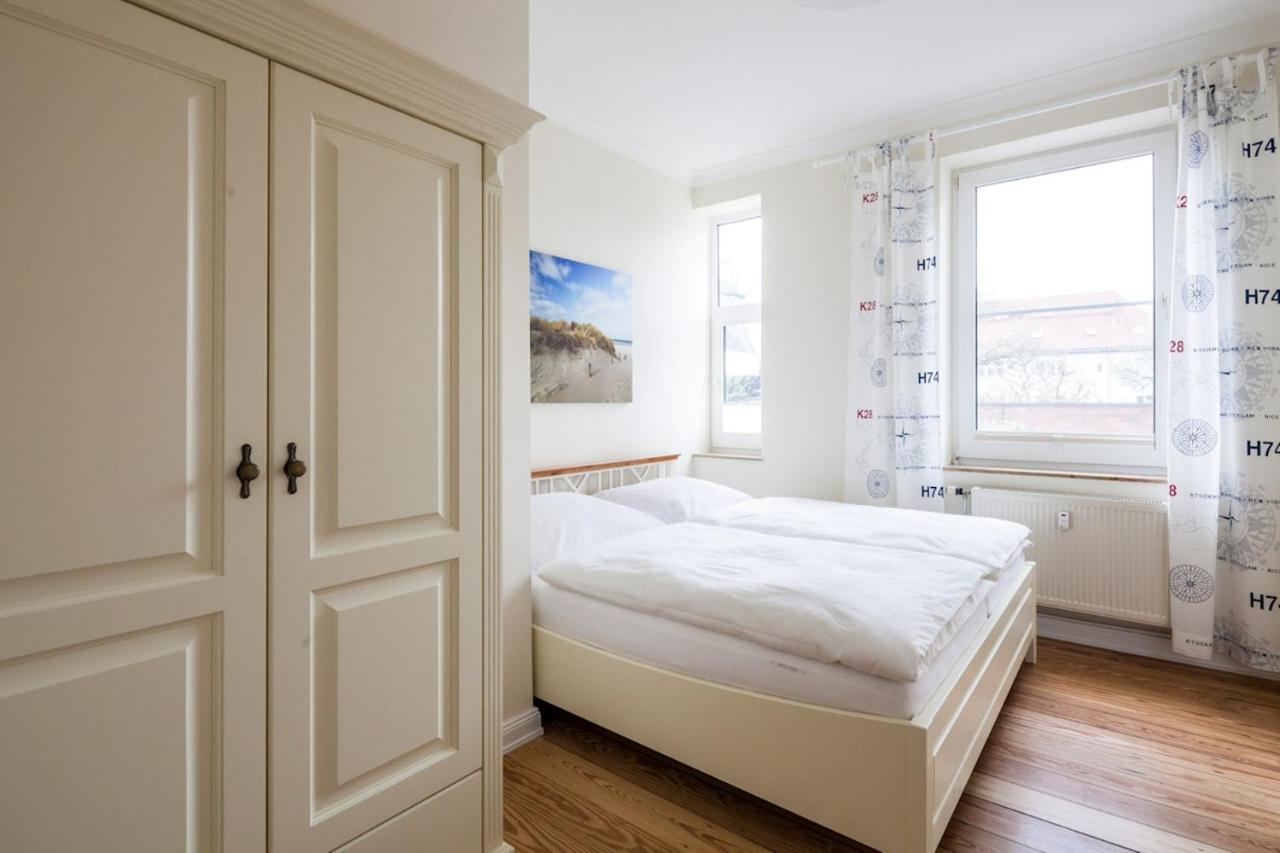 Villa Warnemuende Ferienwohnungen Rostock Buitenkant foto